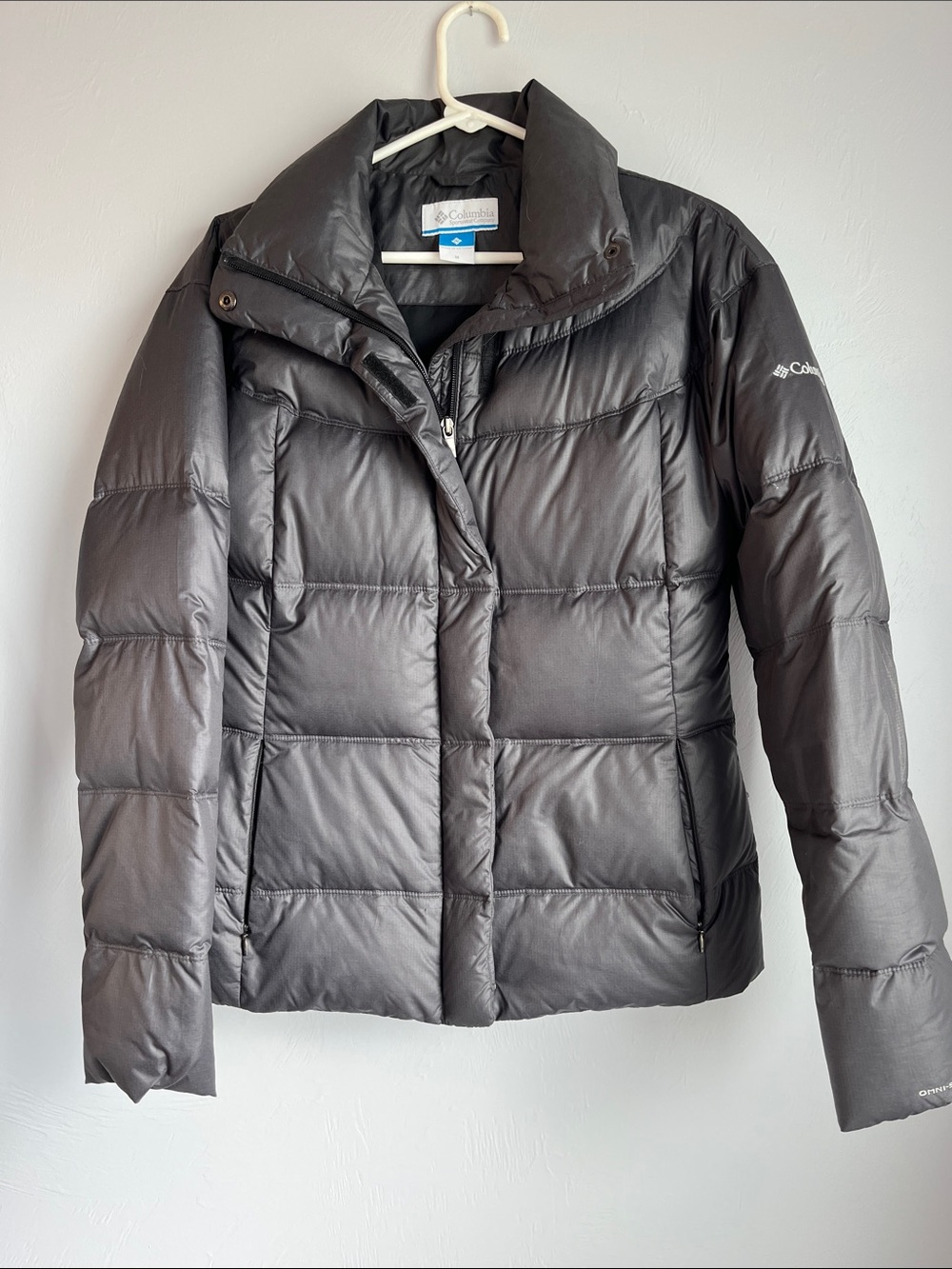 Columbia puffer coat grey women’s M